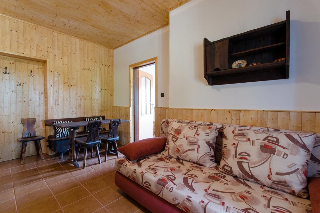 Penzion Pulciny 43 Room photo